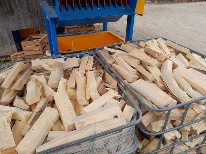 Produktansicht 1 zu Kammergetrocknetes Buchenholz – 30 RM, Scheitlängen 25 cm, 33 cm oder 50 cm