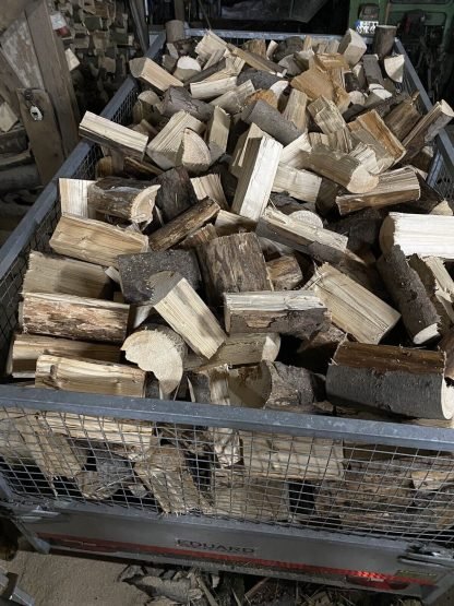 PALETT in ausgewählter Ausführung – Trockenes Brennholz Fichte, 5 M³ , , Feuerholz, Möglich – Produktansicht